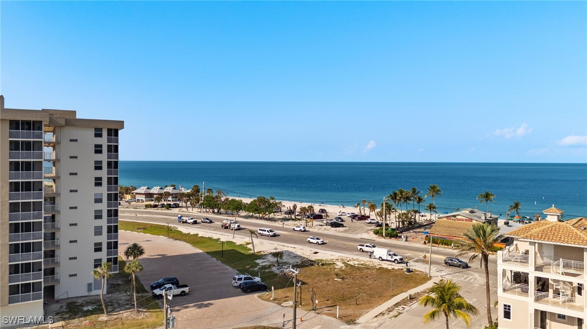 1 Bed Waterfront Home for Sale in Beach And Tennis Club, photo 26