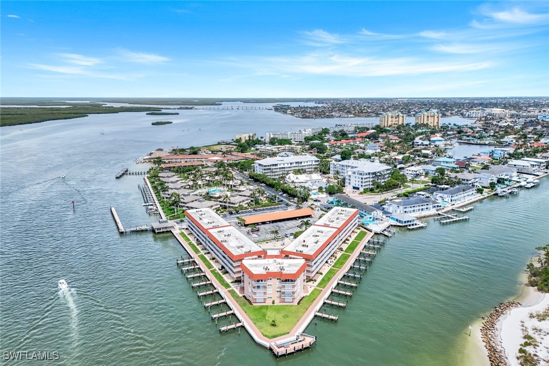 2 Bed Waterfront Home for Sale in Marco Island, photo 26