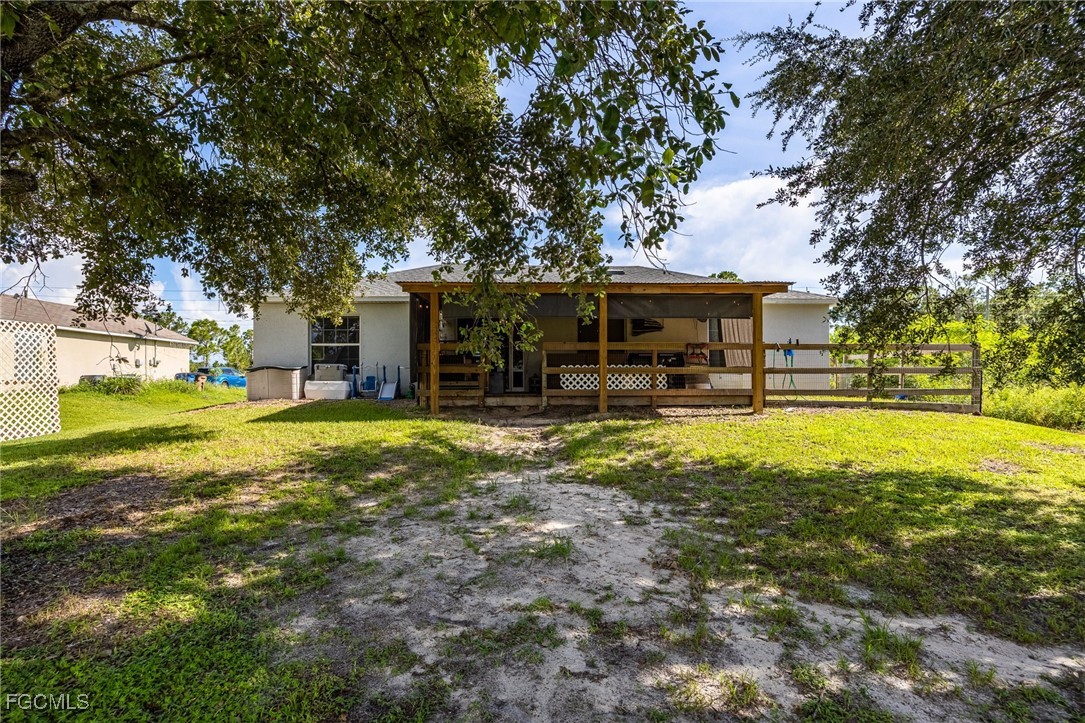 3 Bed SingleFamilyResidence for Sale in Greenbriar, FL — photo 26