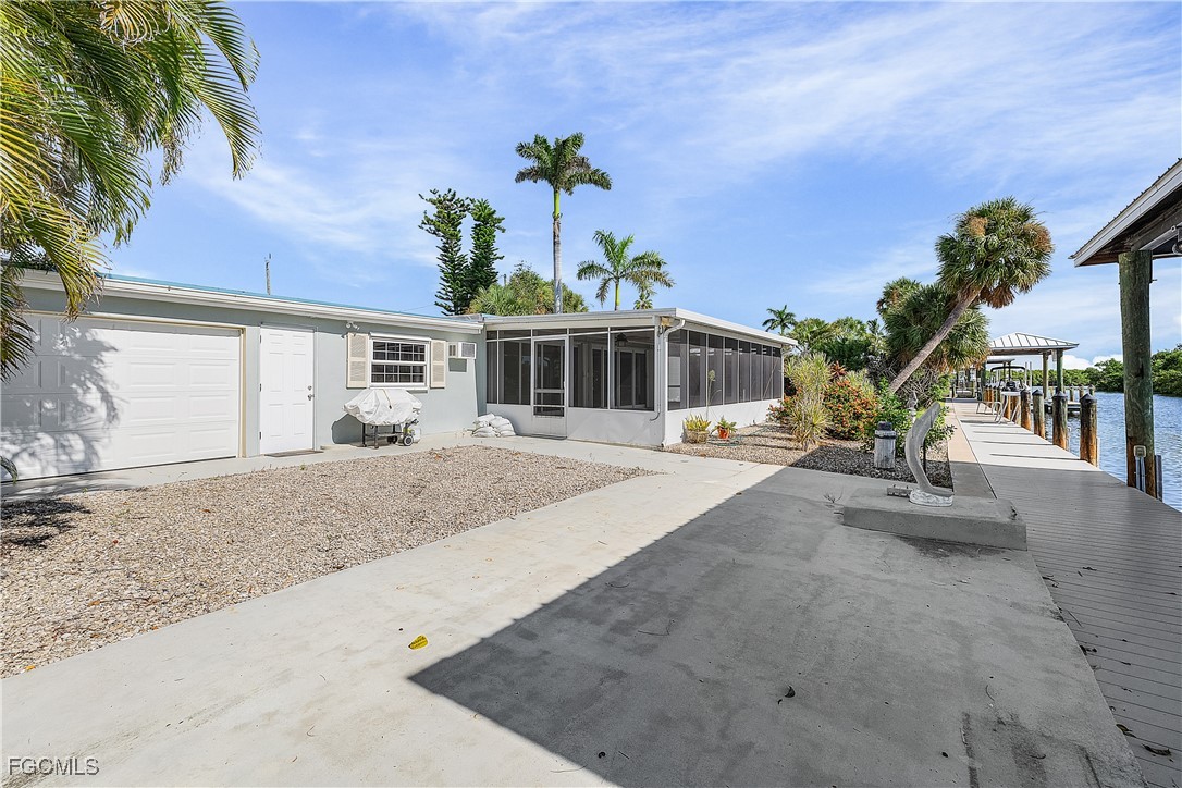 2 Bed Waterfront Home for Sale in Bokeelia, photo 26