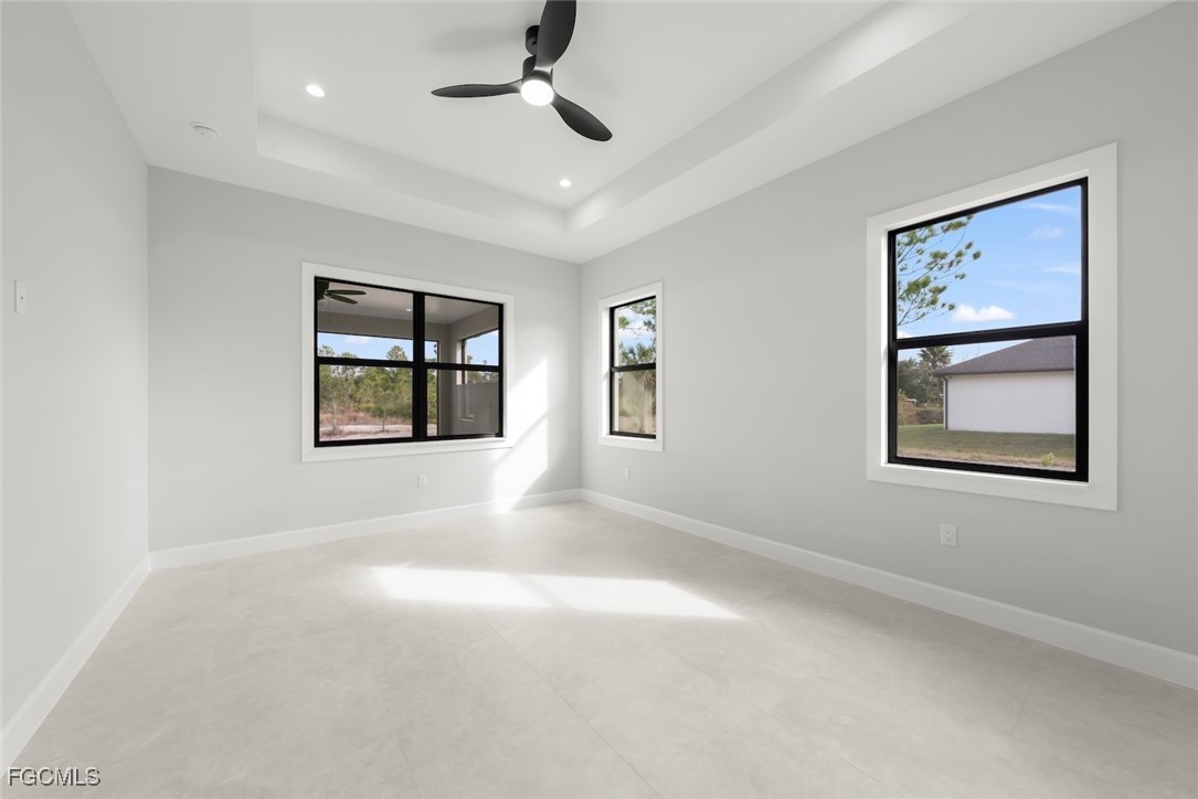 4 Bed SingleFamilyResidence for Sale in Naples, photo 26