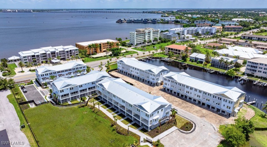 4 Bed Condominium for Sale in Seahaven, photo 26