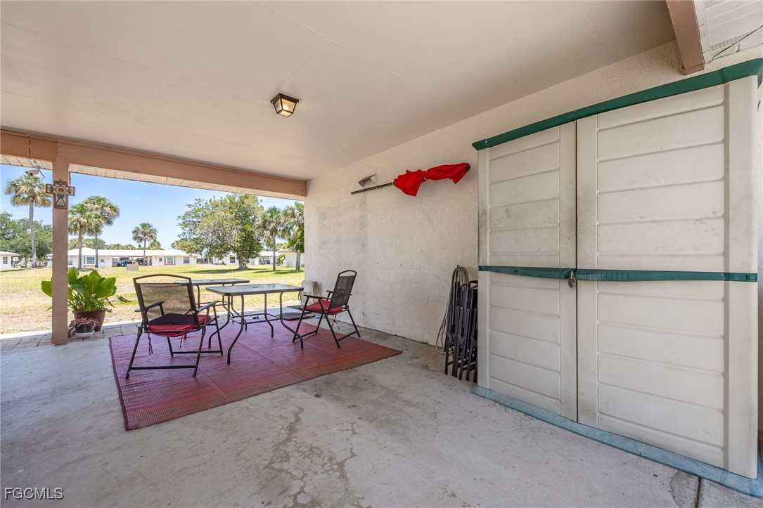 2 Bed Duplex for Sale in Parkwood Villas, FL, $160,000 — photo 26