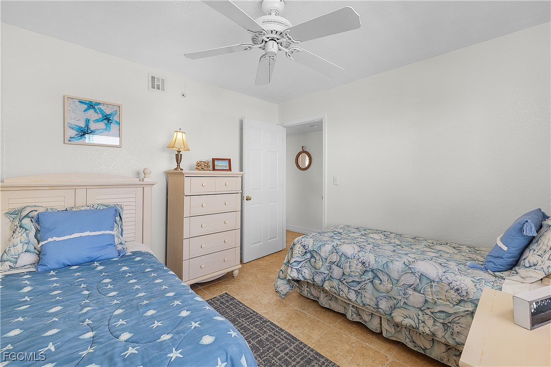 2 Bed Waterfront Home for Sale in Bokeelia, photo 26