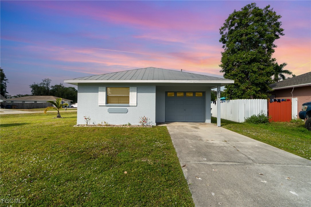 3 Bed SingleFamilyResidence for Sale in Fort Myers, photo 26