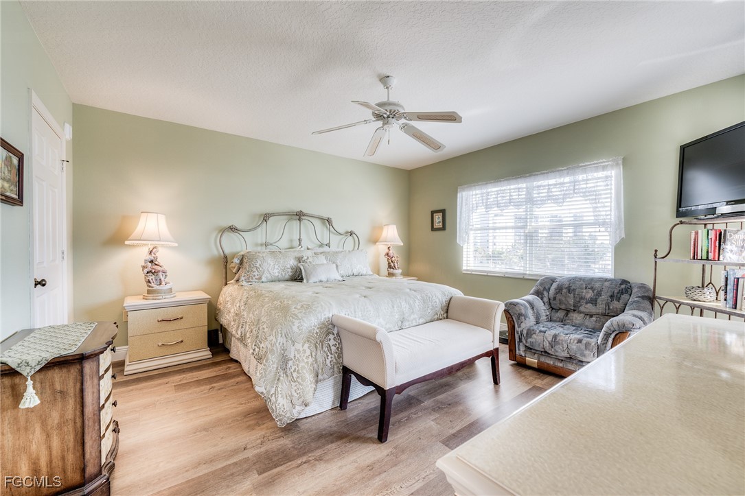 3 Bed Waterfront Home for Sale in Hibiscus Pointe, FL — photo 26