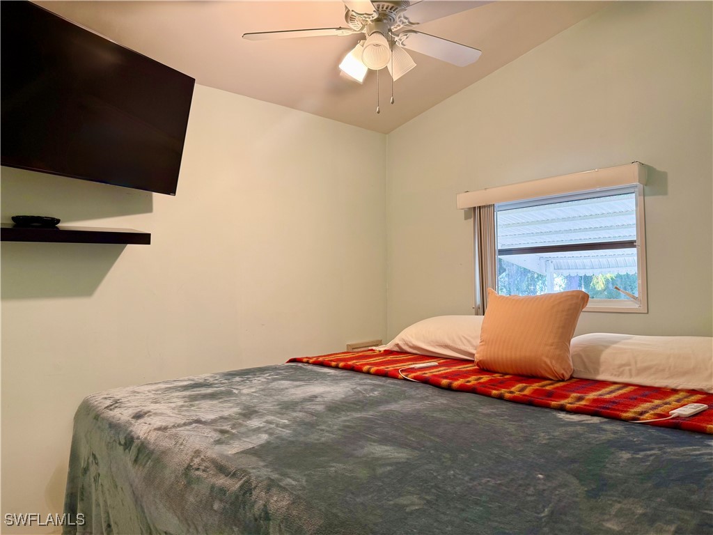 2 Bed ManufacturedHome for Sale in Naples, FL, $158,000 — photo 26