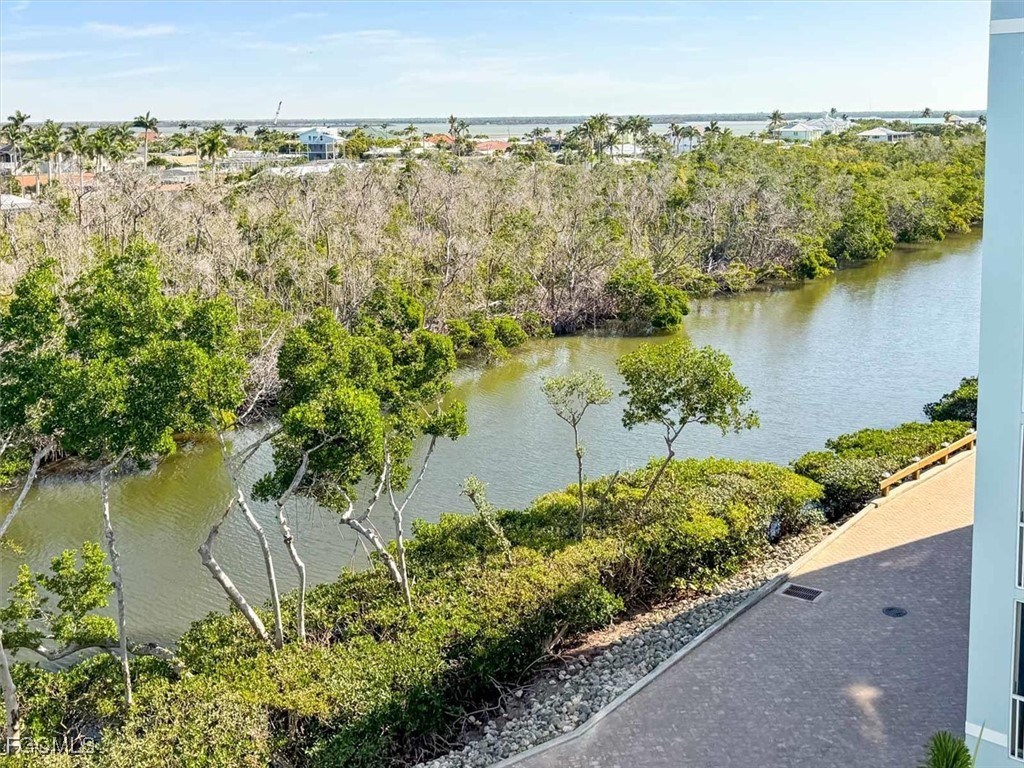 2 Bed Waterfront Home for Sale in Captains Bay South, FL — photo 26