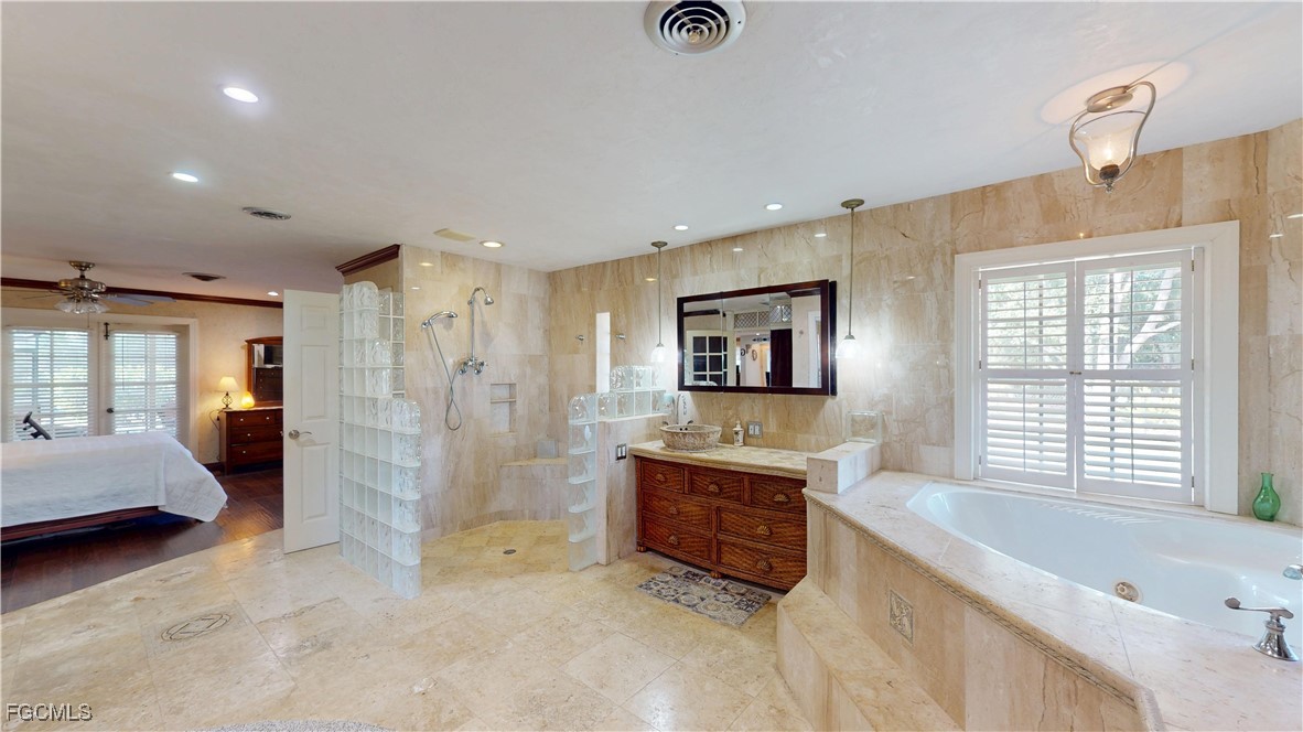 3 Bed Pool Home for Sale in Meadows, photo 26