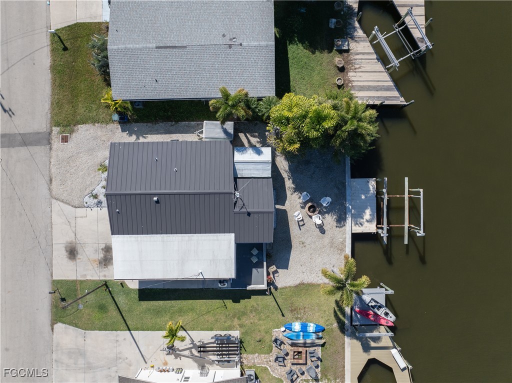 2 Bed Waterfront Home for Sale in Matlacha, FL, $339,000 — photo 26