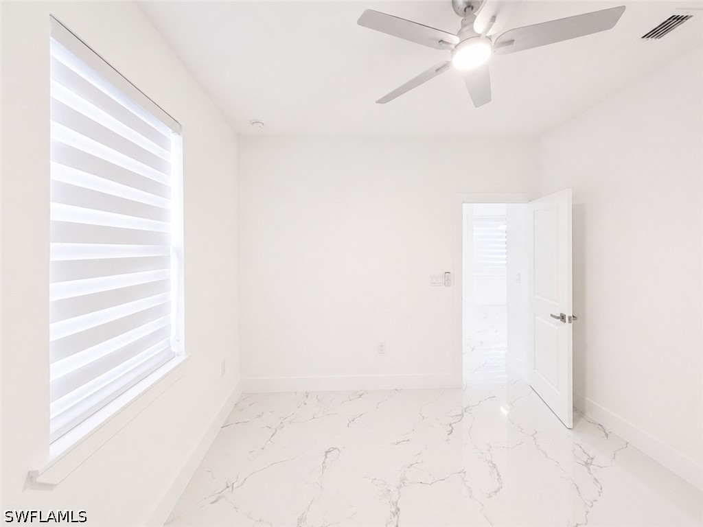 4 Bed SingleFamilyResidence for Sale in Lehigh Acres, photo 26