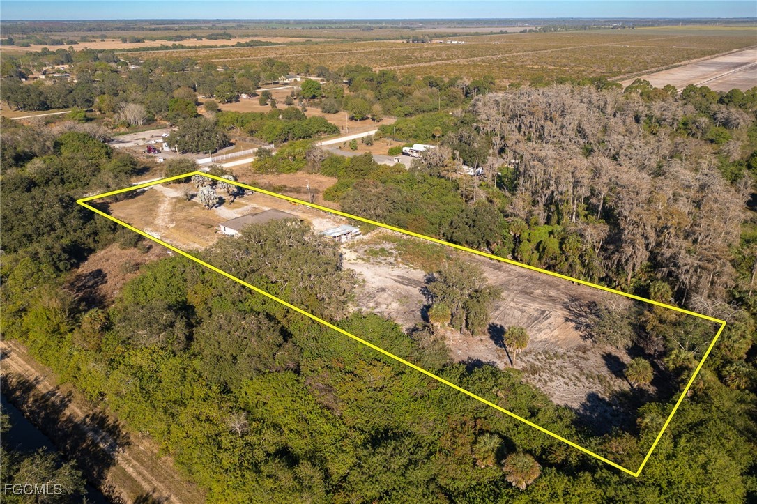 3 Bed SingleFamilyResidence for Sale in Clewiston, FL — photo 26