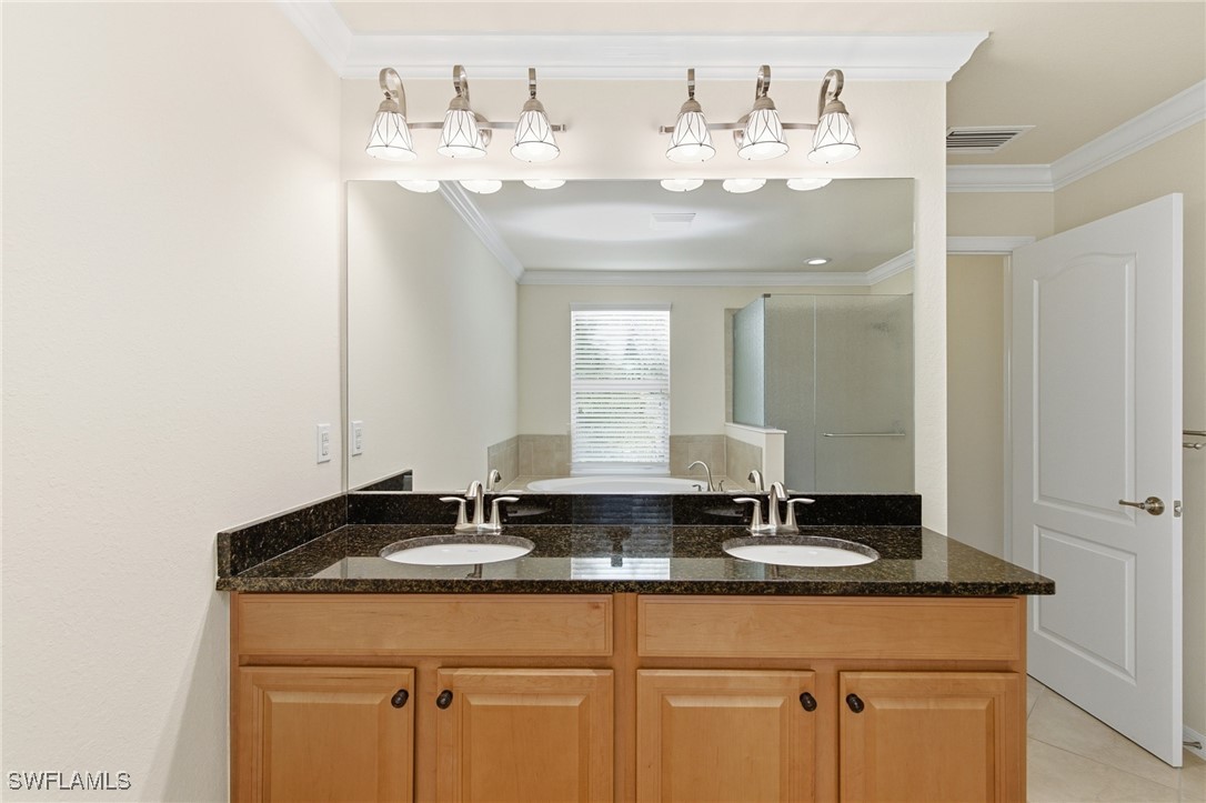5 Bed Pool Home for Sale in Bella Terra, photo 26