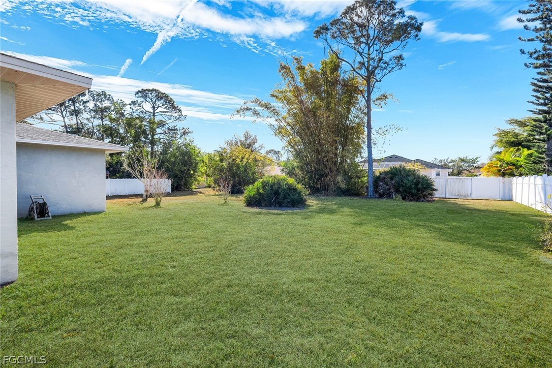 3 Bed SingleFamilyResidence for Sale in Terrapin Wood, FL — photo 26