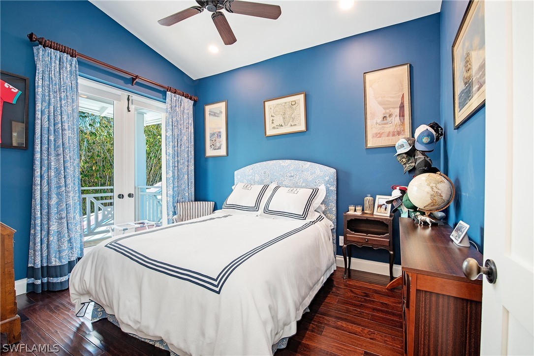 3 Bed Pool Home for Sale in Park Shore, photo 26