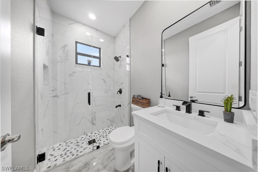 4 Bed SingleFamilyResidence for Sale in Lehigh Acres, photo 26
