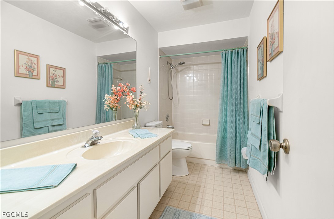 3 Bed SingleFamilyResidence for Sale in Lehigh Acres, photo 26