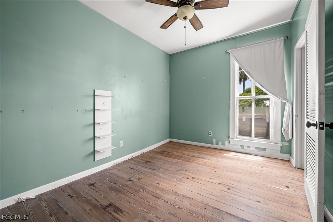 3 Bed SingleFamilyResidence for Sale in Bayshore Park, FL — photo 26