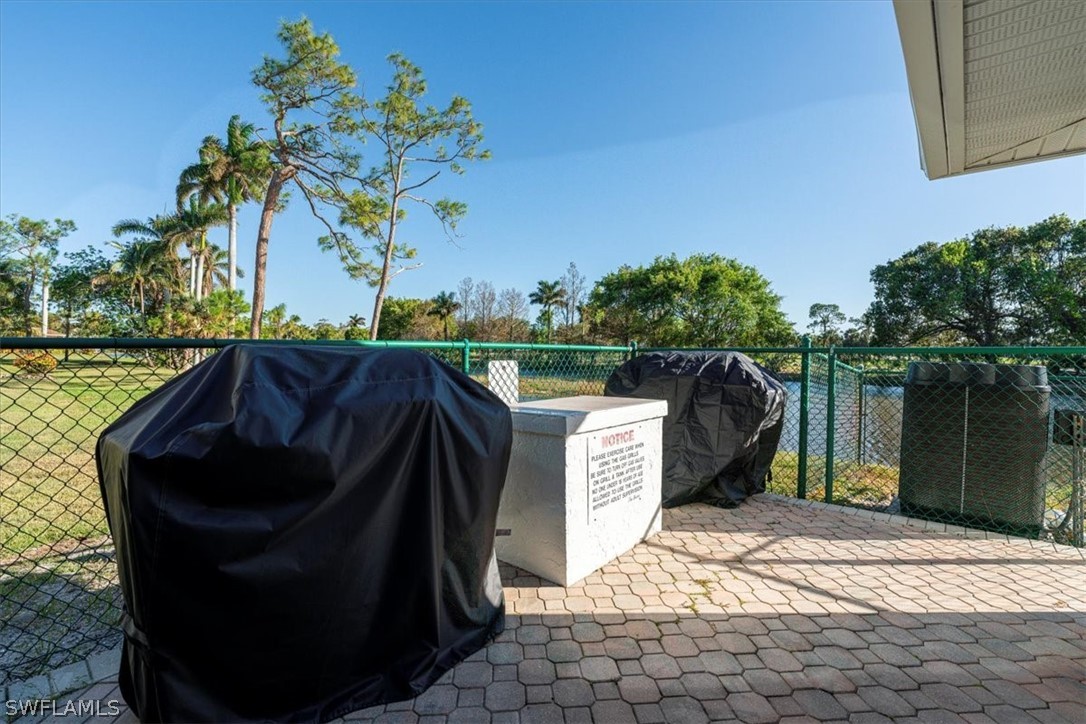 2 Bed Waterfront Home for Sale in Naples, photo 26