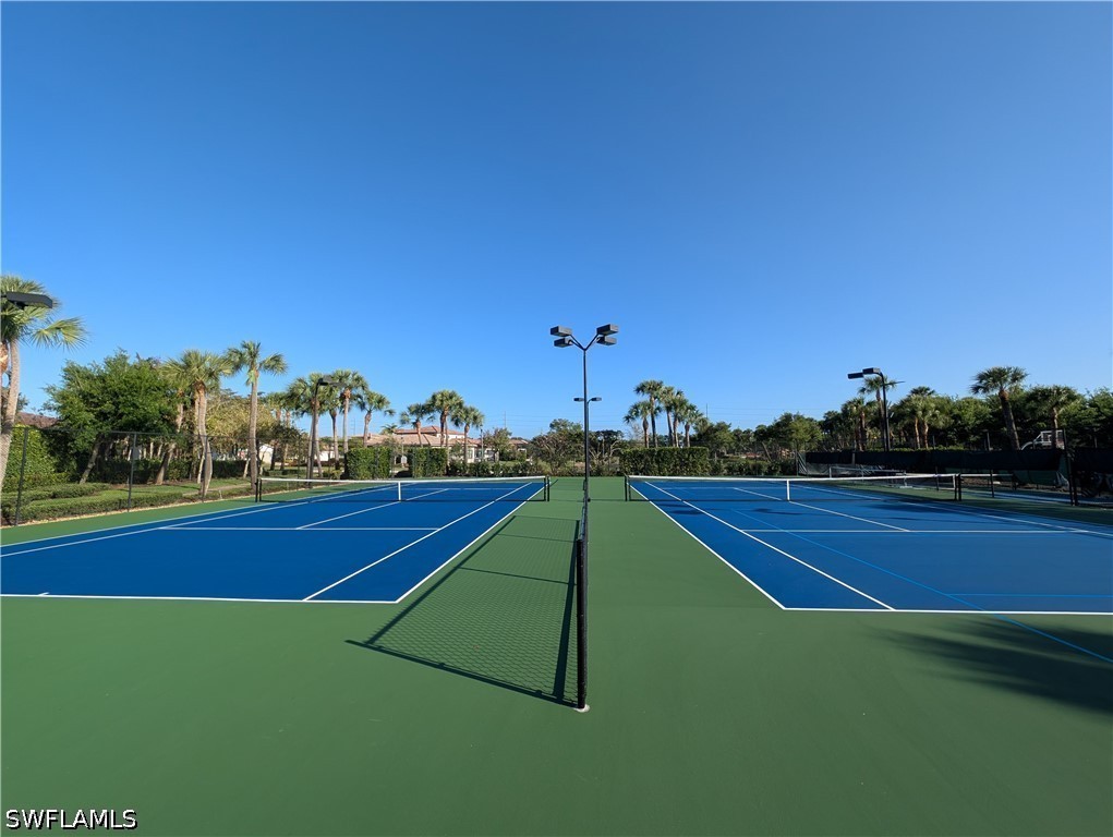 4 Bed SingleFamilyResidence for Sale in Naples, photo 26