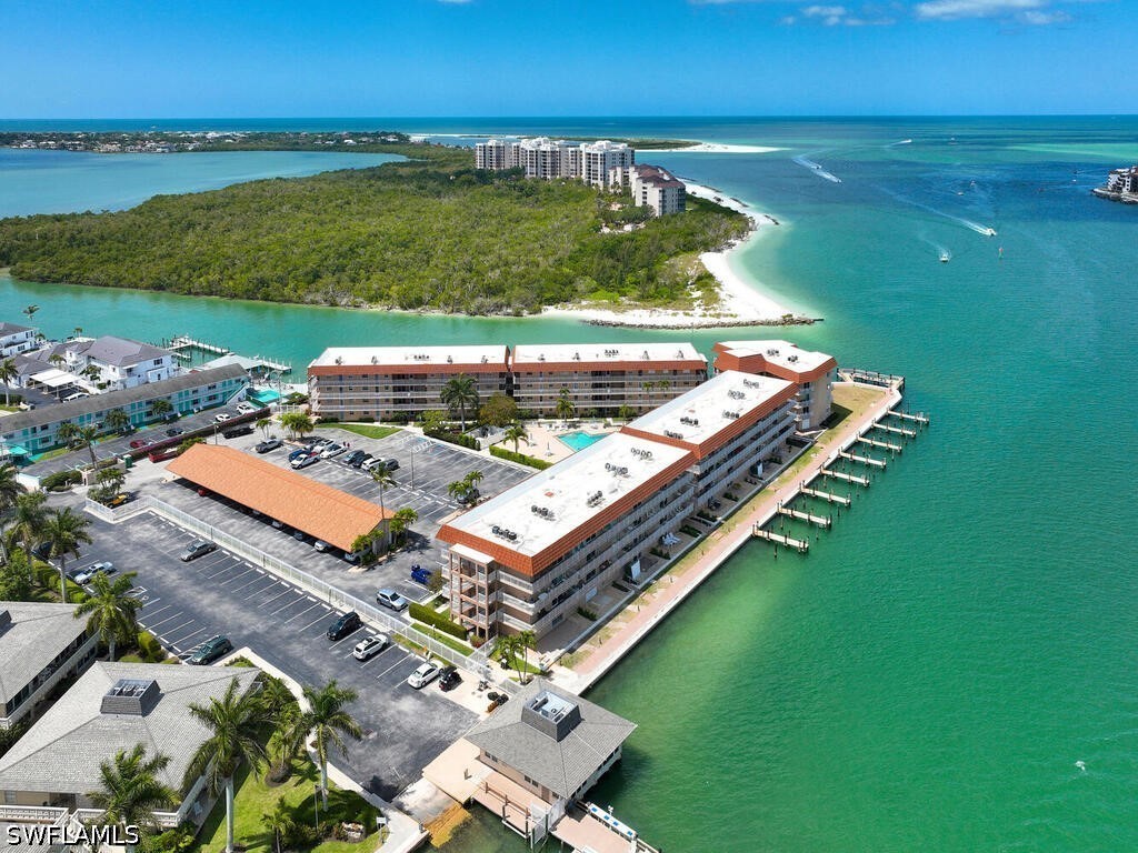 2 Bed Waterfront Home for Sale in Marco Island, photo 26