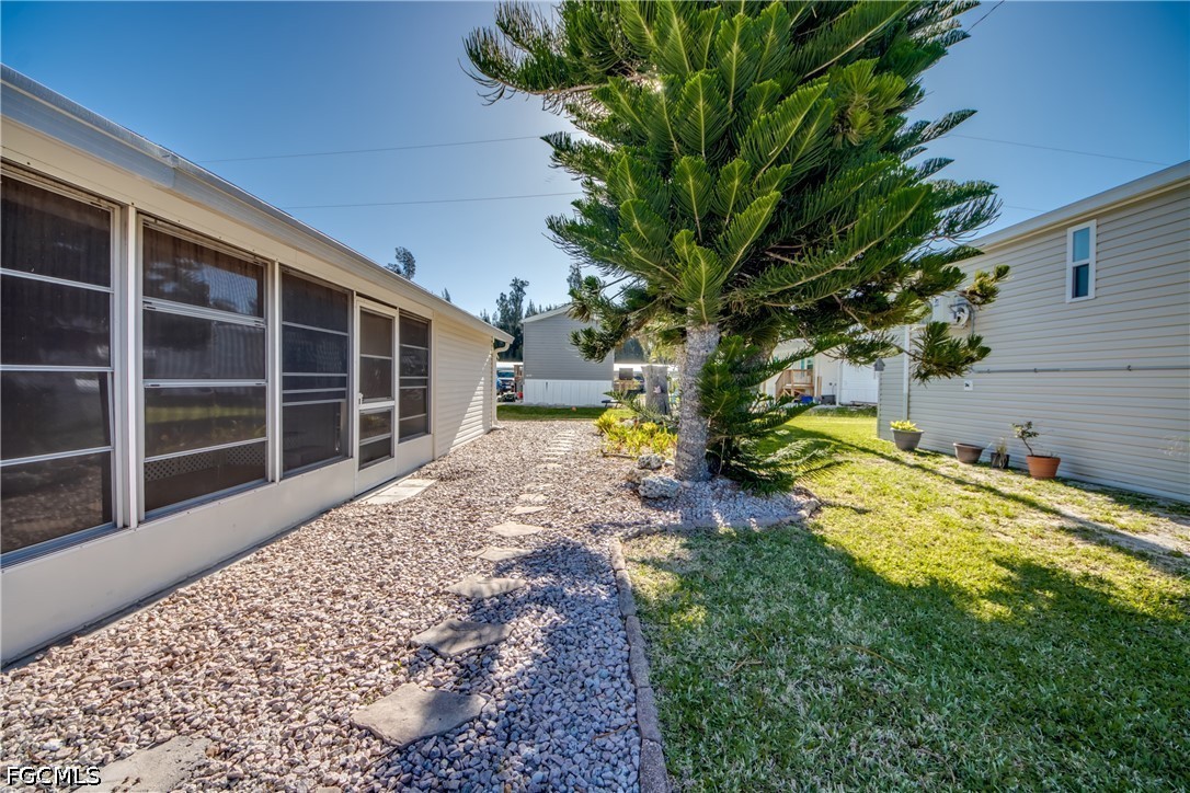2 Bed ManufacturedHome for Sale in Pine Island Cove, photo 26