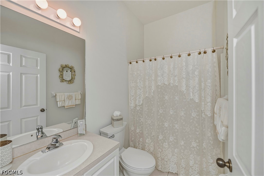 3 Bed SingleFamilyResidence for Sale in Fort Myers, photo 26