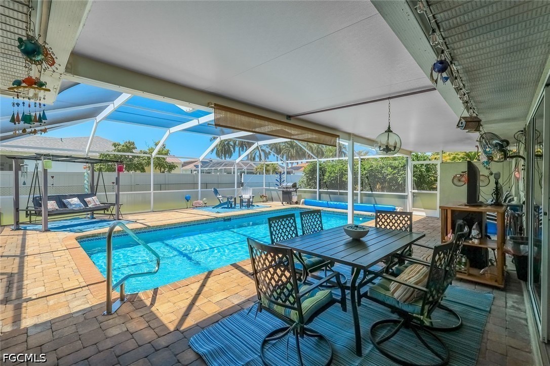 3 Bed Pool Home for Sale in Cape Coral, photo 26