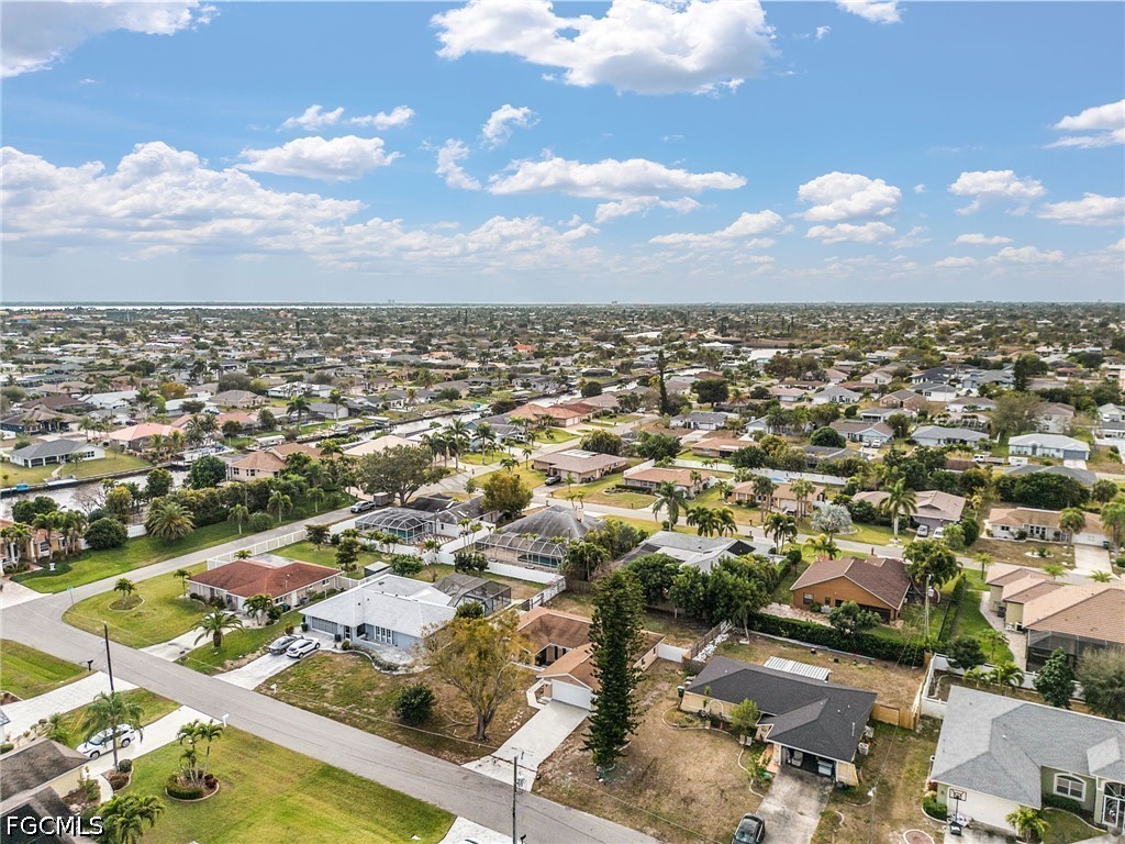 3 Bed SingleFamilyResidence for Sale in Cape Coral, photo 26