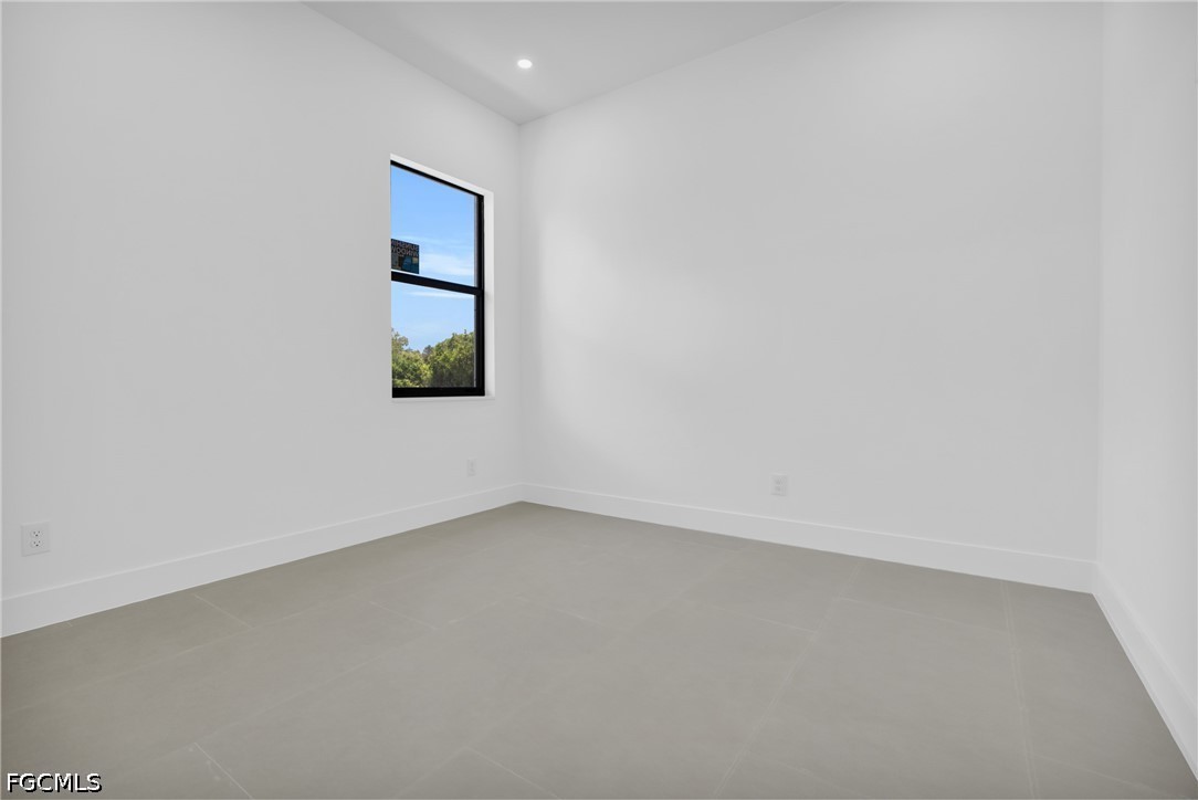 4 Bed SingleFamilyResidence for Sale in Lehigh Acres, photo 26