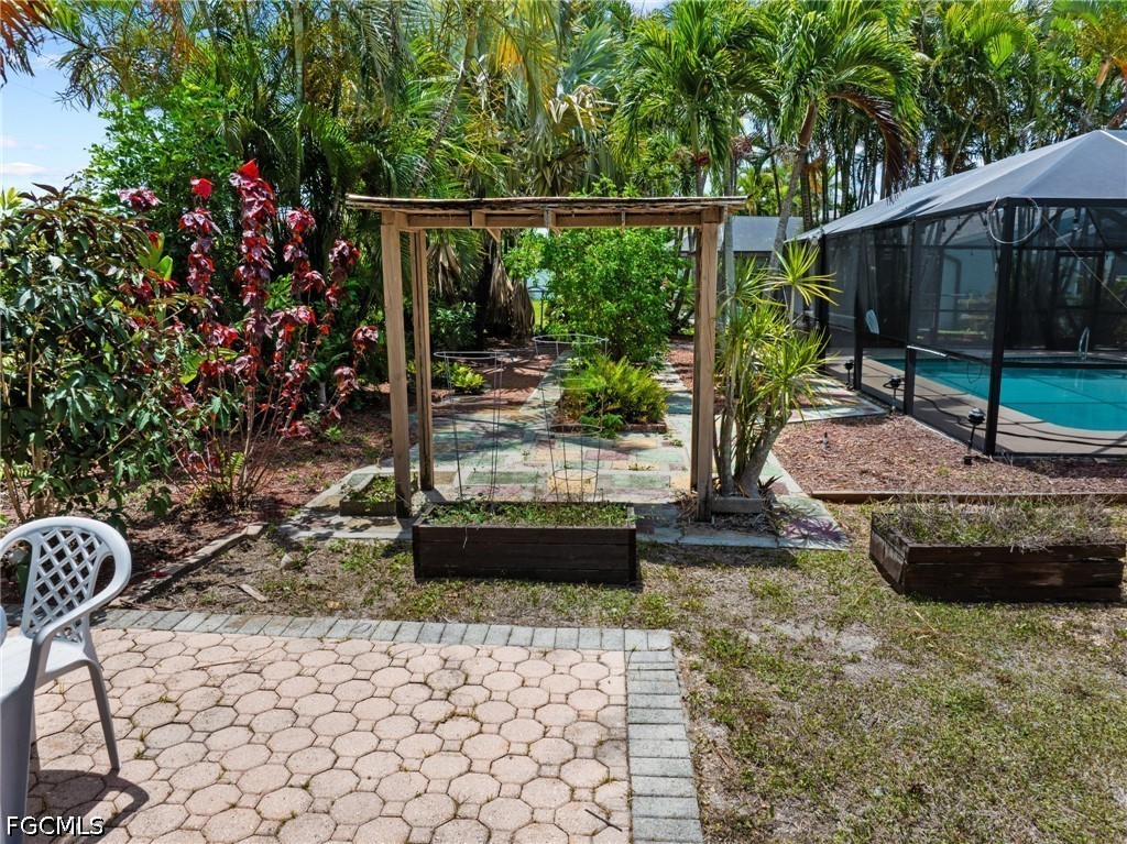2 Bed Pool Home for Sale in Cape Coral, photo 26