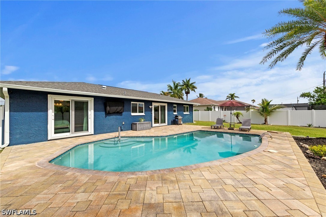 3 Bed Pool Home for Sale in Cape Coral, photo 26