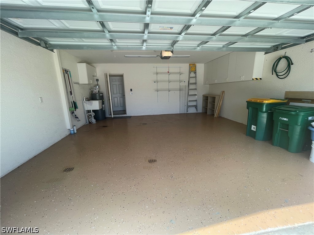 3 Bed Attached for Sale in Naples, photo 26