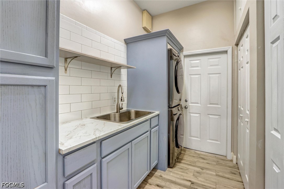 3 Bed Pool Home for Sale in Cape Coral, photo 26
