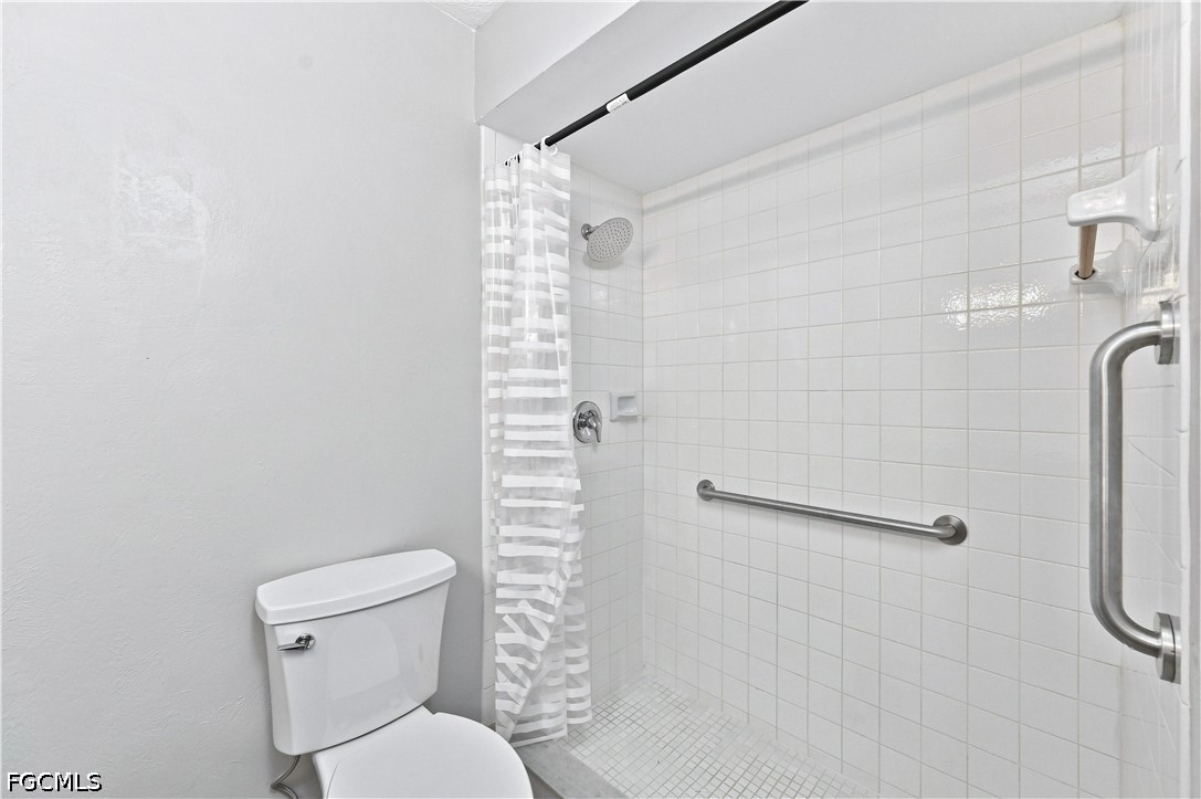 3 Bed Waterfront Home for Sale in Cape Coral, FL, $449,800 — photo 26
