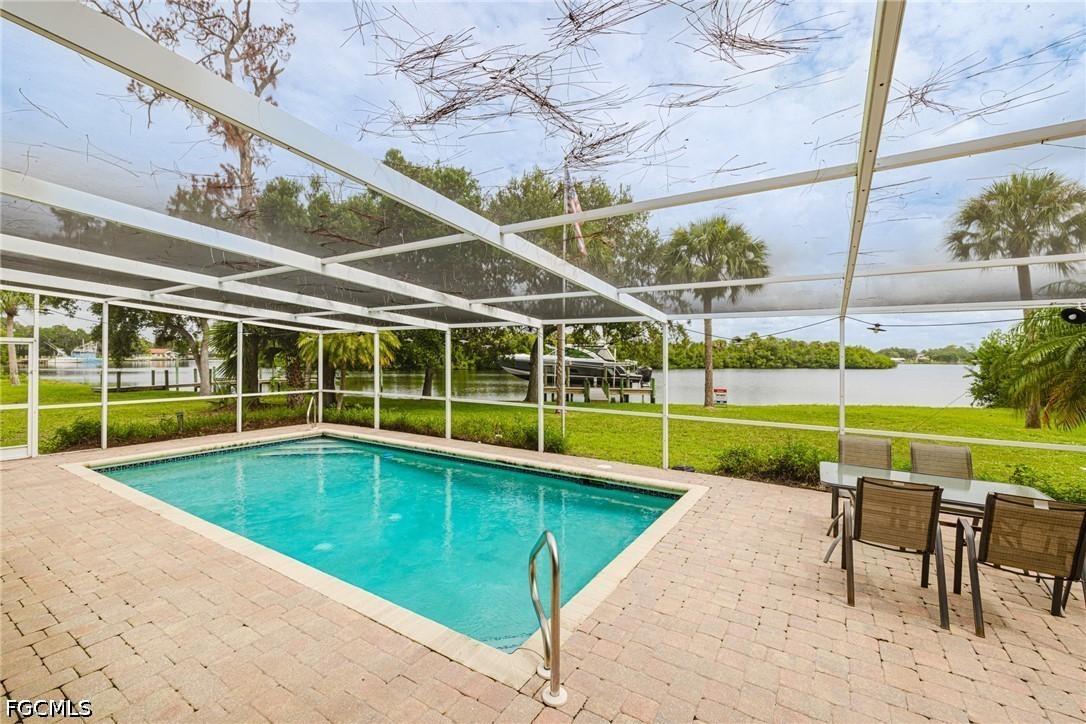 5 Bed Pool Home for Sale in Fort Myers, photo 26