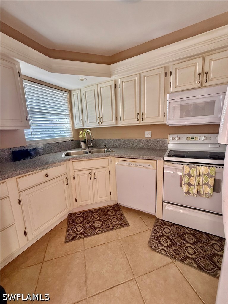 2 Bed Condominium for Sale in Naples, FL, $360,278 — photo 26