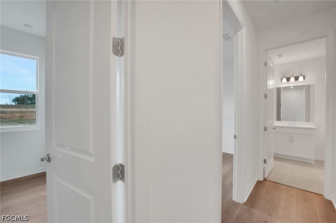 4 Bed SingleFamilyResidence for Sale in Turnleaf, photo 26