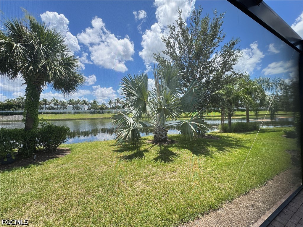2 Bed Waterfront Home for Sale in Somerset, FL — photo 26