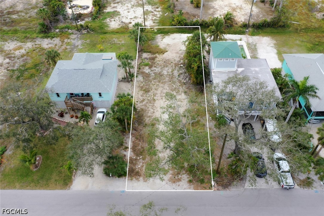 Residential for Sale in Mcphie Park, FL — photo 26