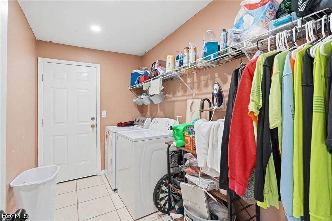 4 Bed SingleFamilyResidence for Sale in Cape Coral, photo 26