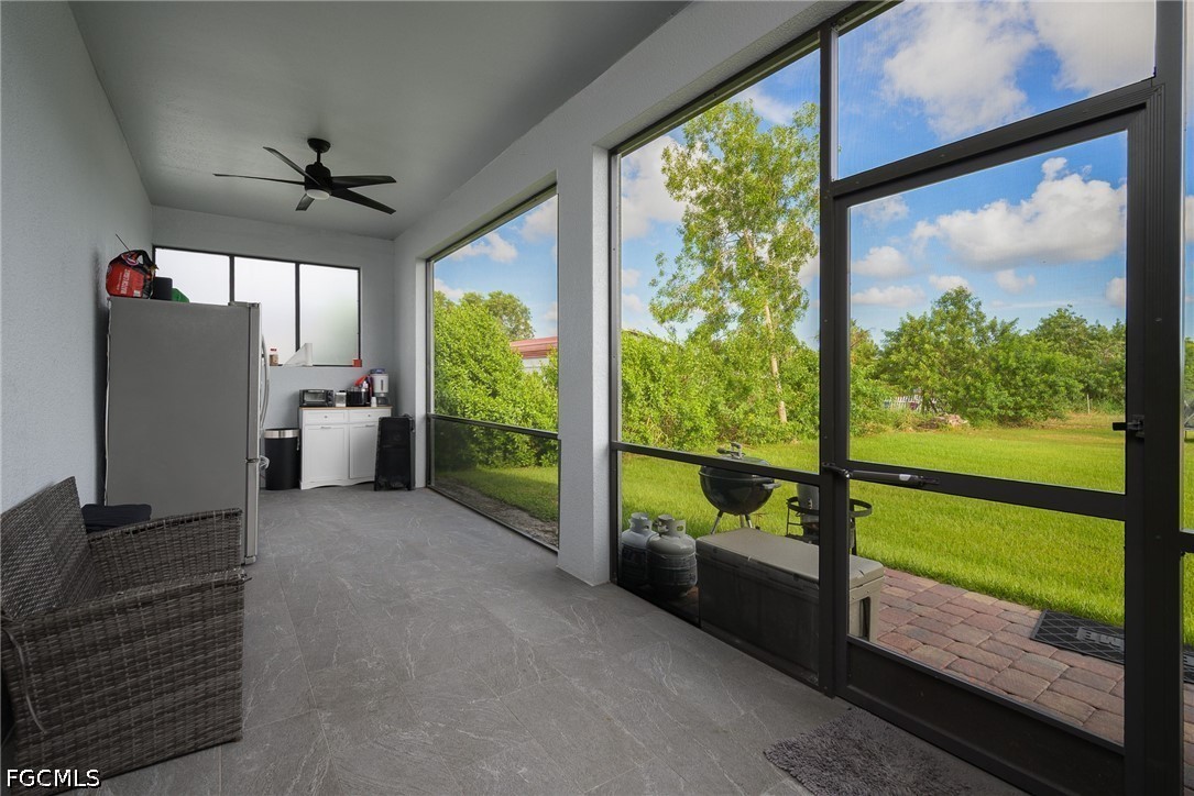 3 Bed SingleFamilyResidence for Sale in Naples, FL, $675,000 — photo 26