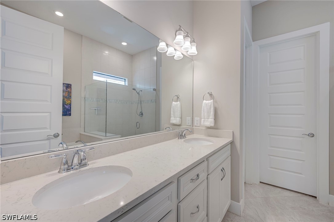 5 Bed SingleFamilyResidence for Sale in Avalon Park, FL — photo 26