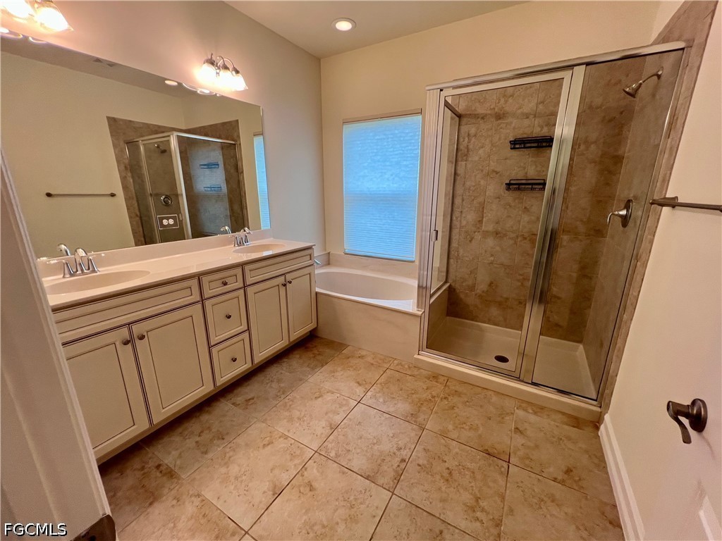 3 Bed Townhouse for Sale in Portofino Springs, FL, $2,200 — photo 26