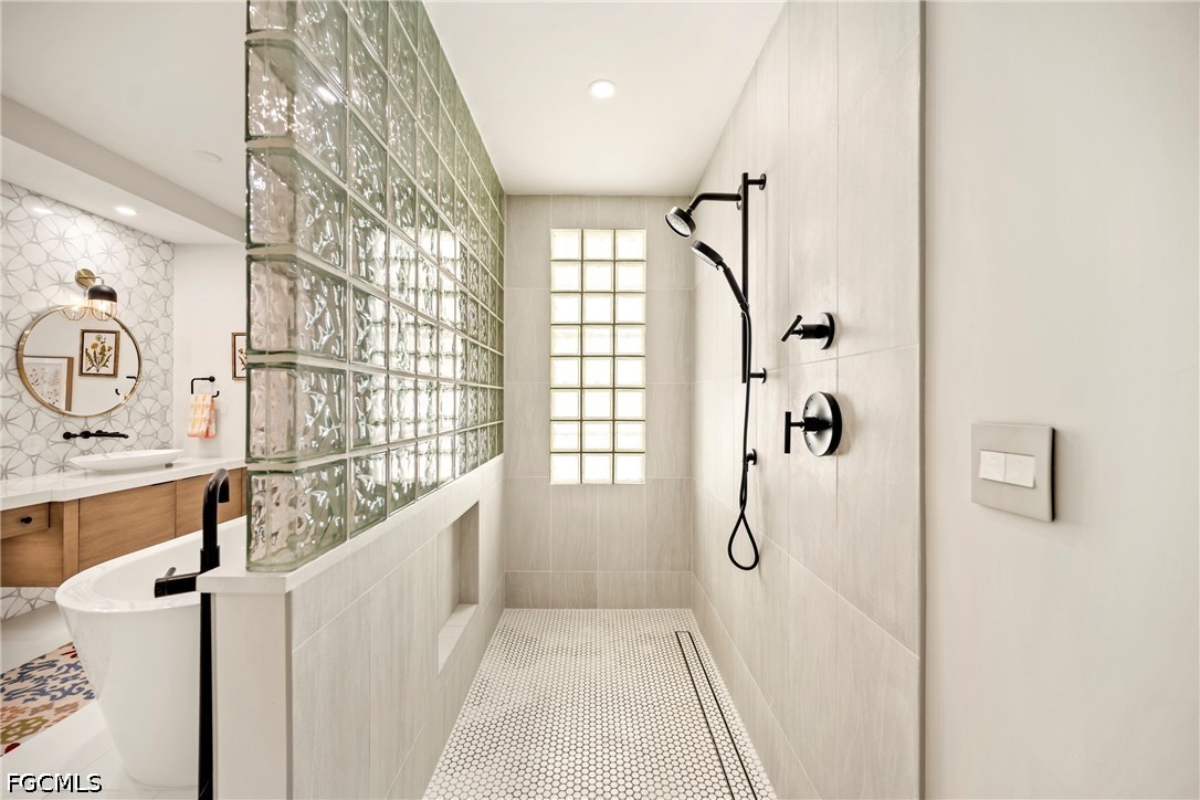 3 Bed Condominium for Sale in Naples, FL, $3,195,000 — photo 26