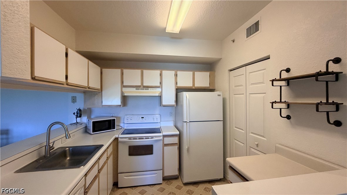 2 Bed Waterfront Home for Sale in Fort Myers, FL, $1,450 — photo 26