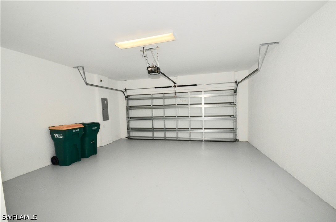 3 Bed Townhouse for Sale in Vanderbilt Reserve, FL, $2,875 — photo 26