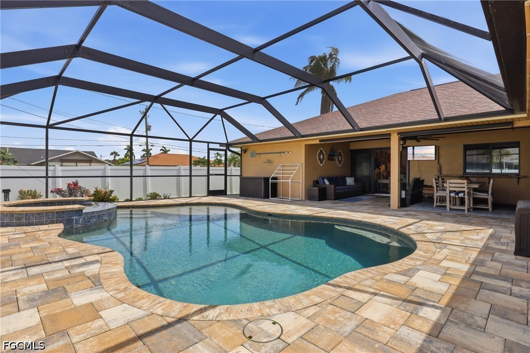 3 Bed Pool Home for Sale in Cape Coral, photo 26