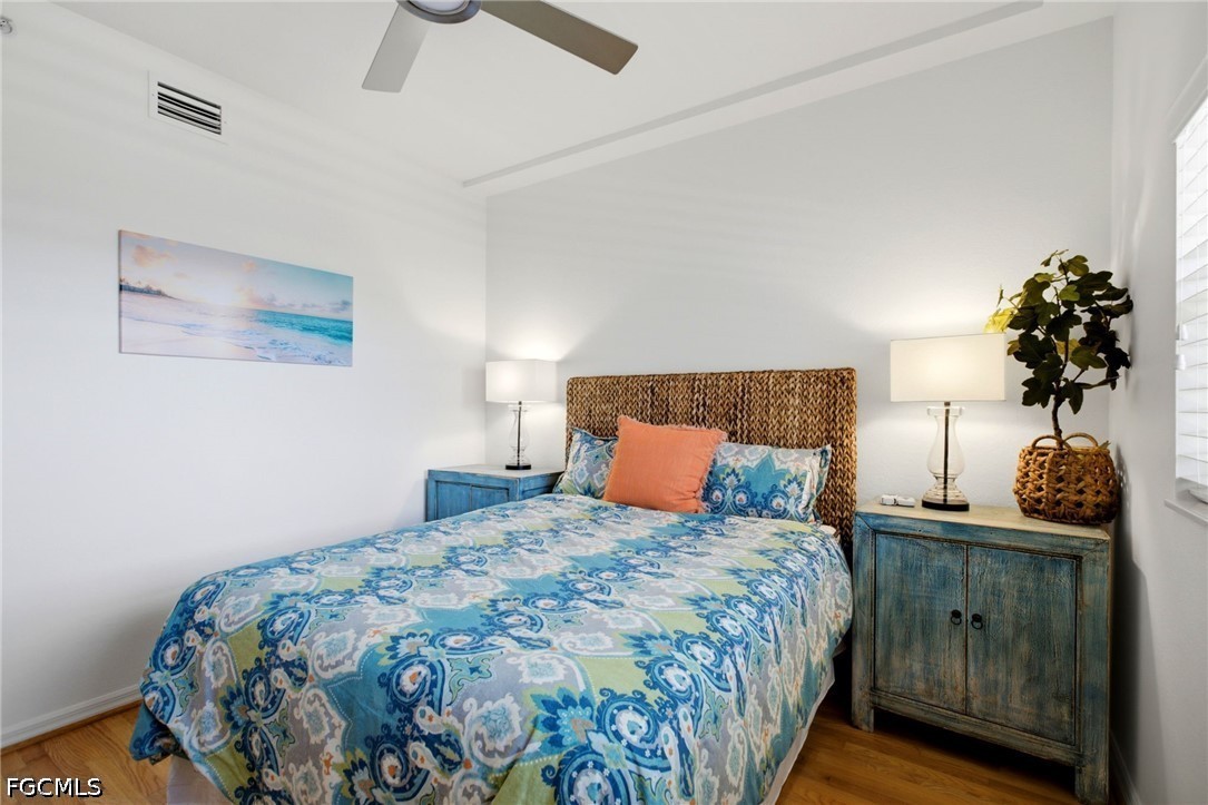 3 Bed Waterfront Home for Sale in Waterside At Bay Beach, photo 26