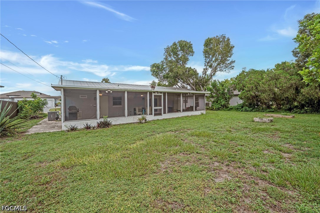 2 Bed SingleFamilyResidence for Sale in Cape Coral, photo 26